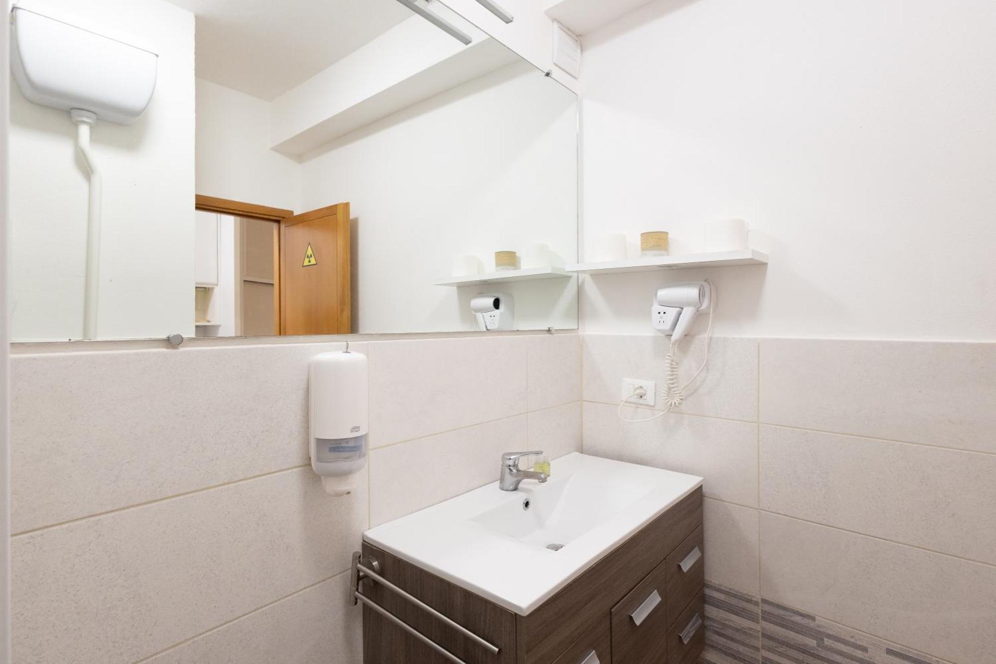 Tourist House Bologna Pratellino - Self Check-In Apartment Ngoại thất bức ảnh